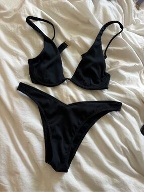 aerie Black Ribbed Underwire Bikini Set